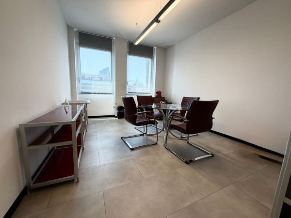 ufficio in affitto a Milano in zona Stazione Centrale