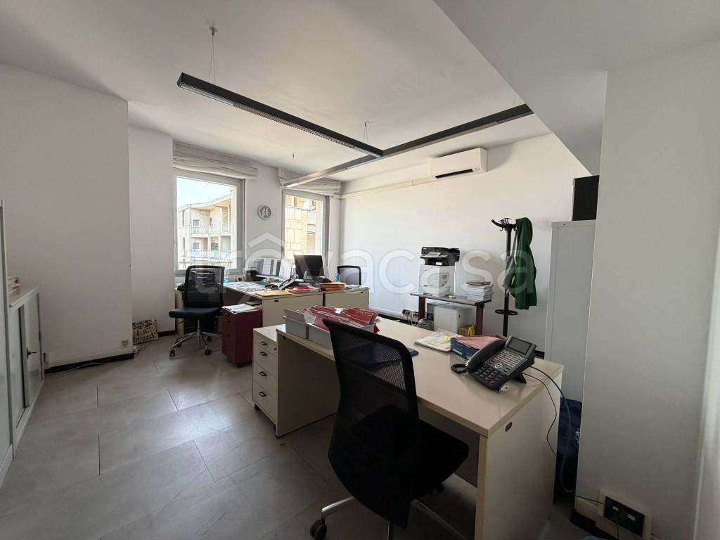 ufficio in affitto a Milano