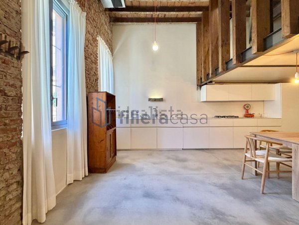 ufficio in affitto a Milano in zona Porta Genova