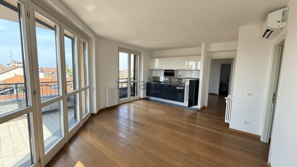 appartamento in affitto a Milano in zona Porta Romana