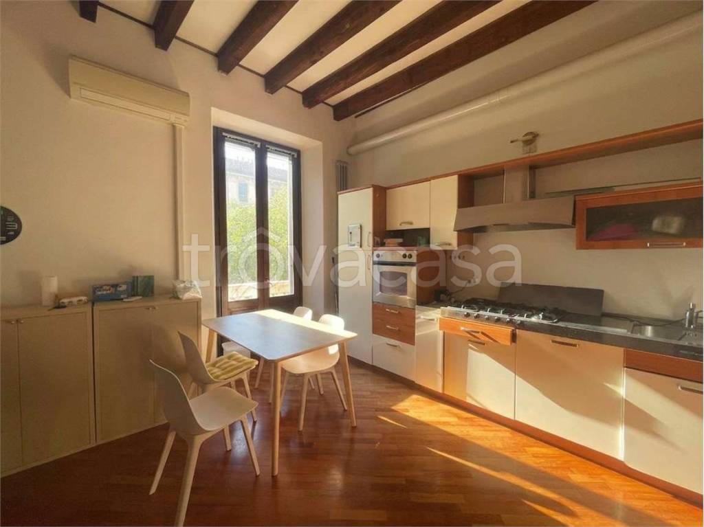 appartamento in affitto a Milano in zona Città Studi