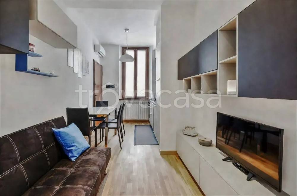 appartamento in affitto a Milano in zona De Angeli
