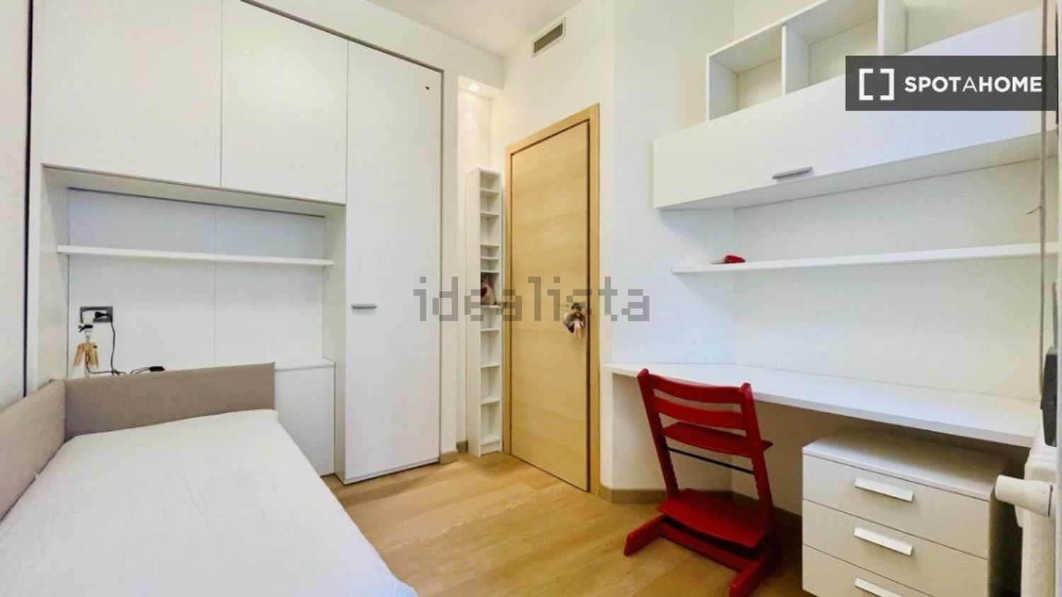 appartamento in affitto a Milano in zona Guastalla