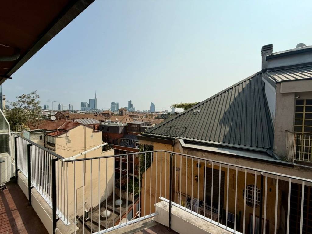 appartamento in affitto a Milano in zona Porta Nuova
