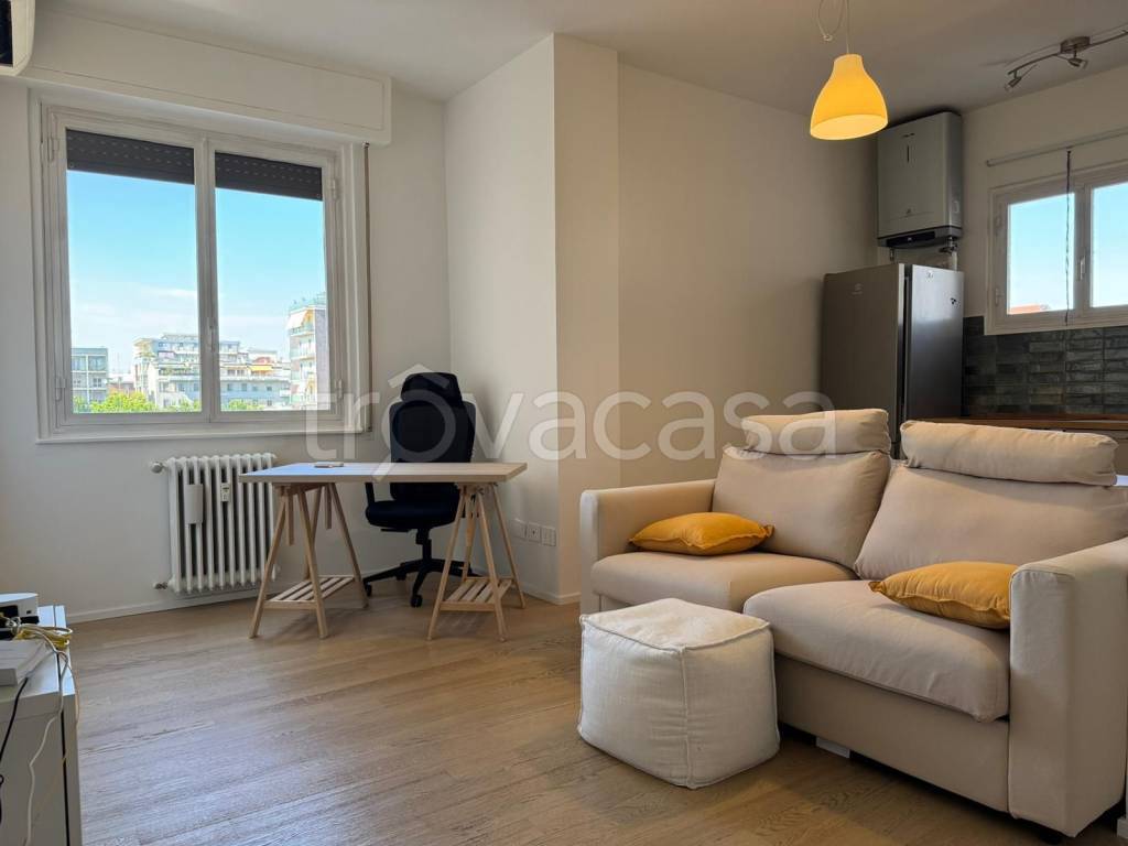 appartamento in affitto a Milano in zona Corsica