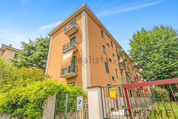 appartamento in affitto a Milano in zona Famagosta