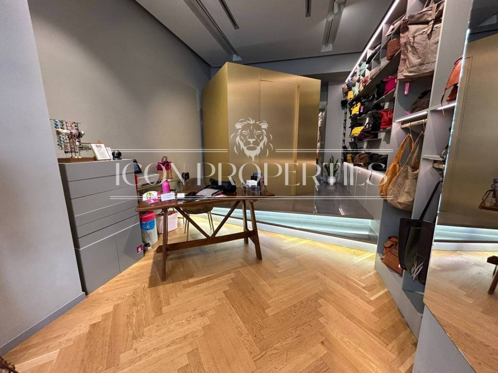 negozio in affitto a Milano in zona Solari