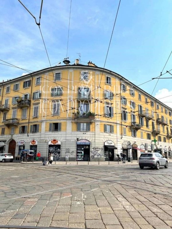 negozio in affitto a Milano in zona Porta Genova
