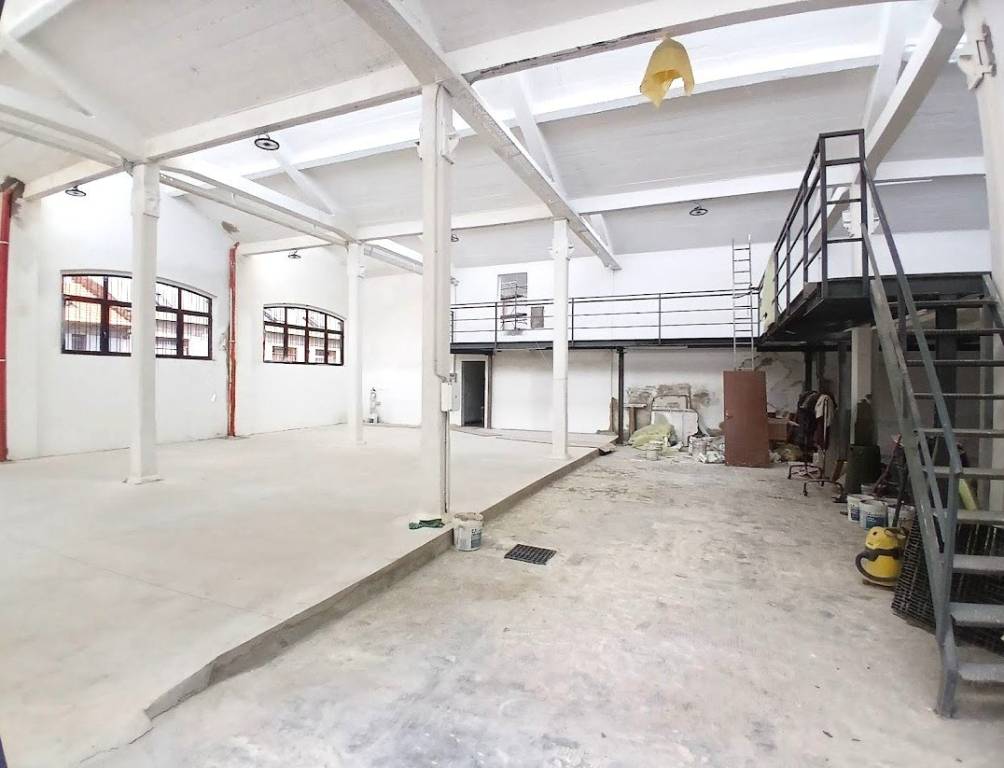 negozio in affitto a Milano in zona Vigentino