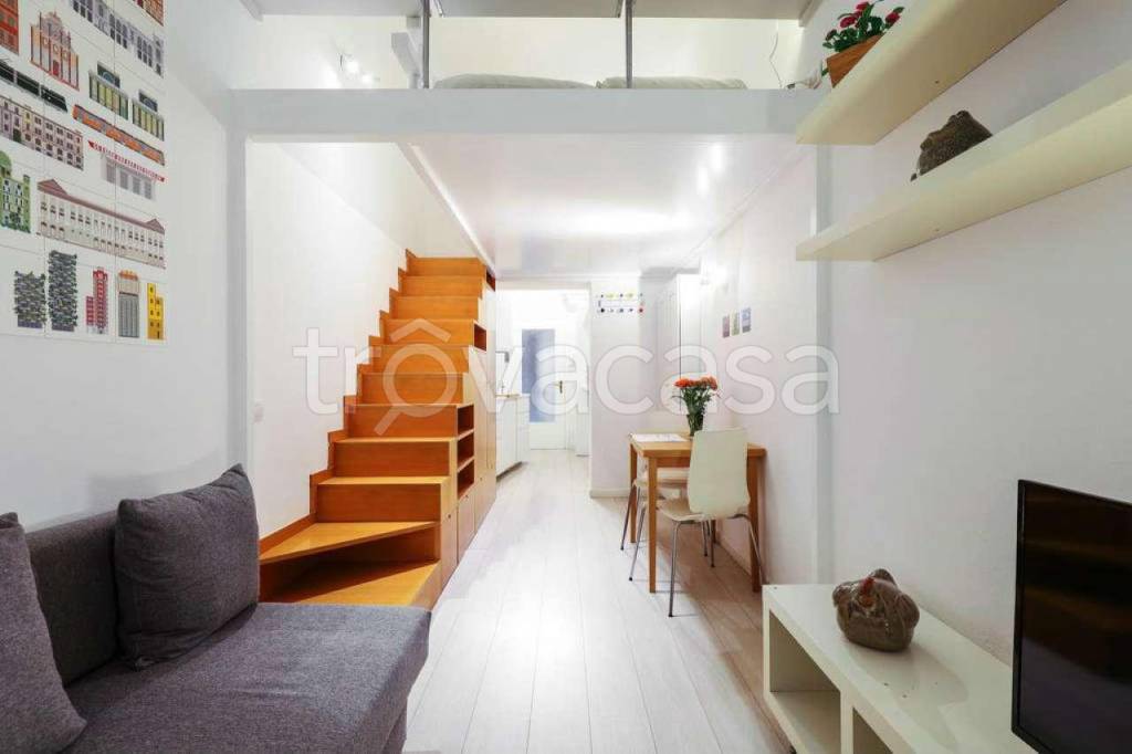 appartamento in affitto a Milano in zona Sant'Ambrogio