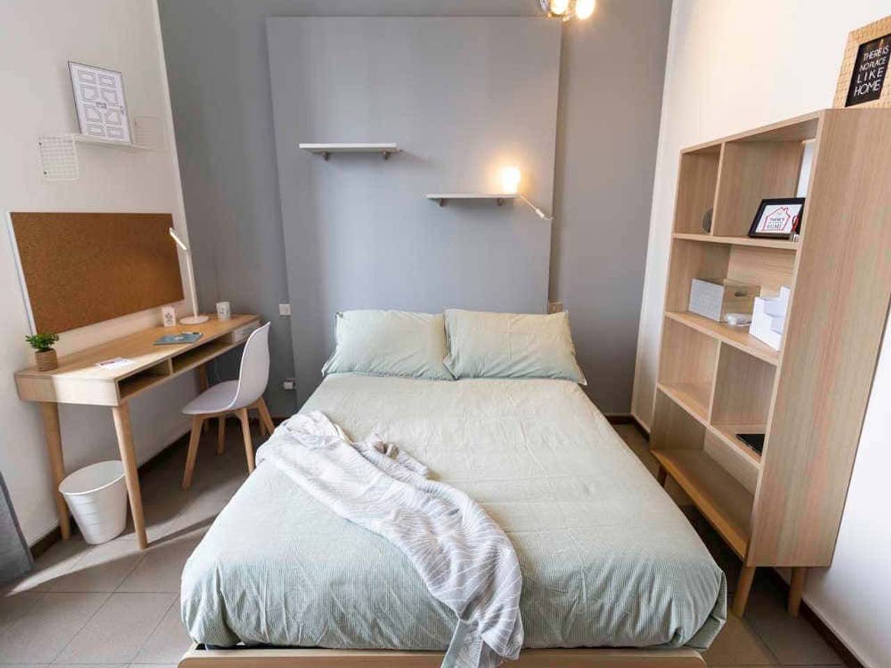 negozio in affitto a Milano in zona Morivione