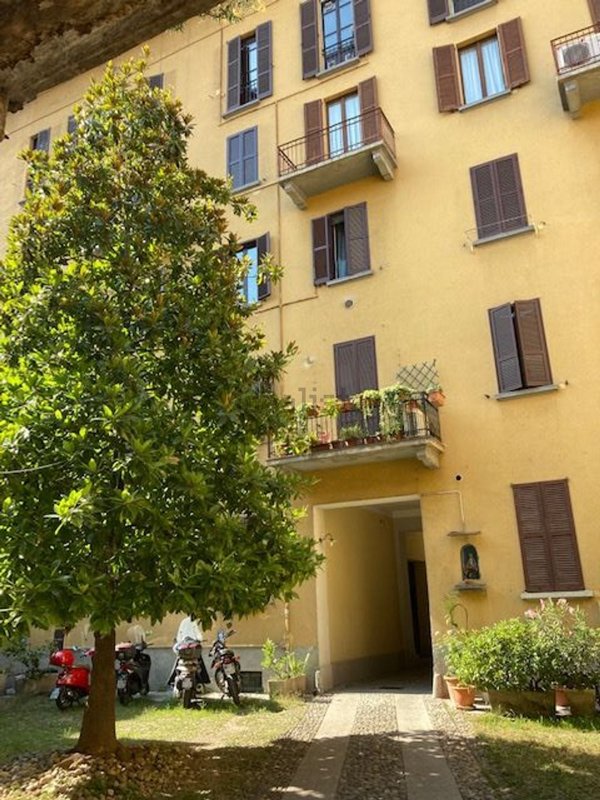 appartamento in affitto a Milano in zona Guastalla