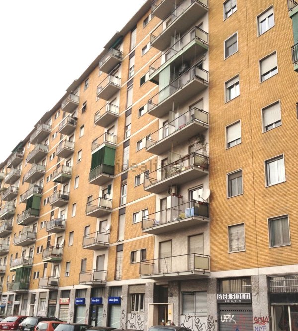 appartamento in affitto a Milano in zona Famagosta