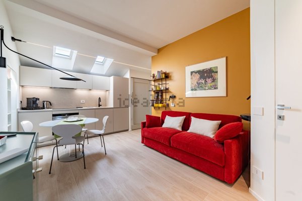 appartamento in affitto a Milano in zona Corsica