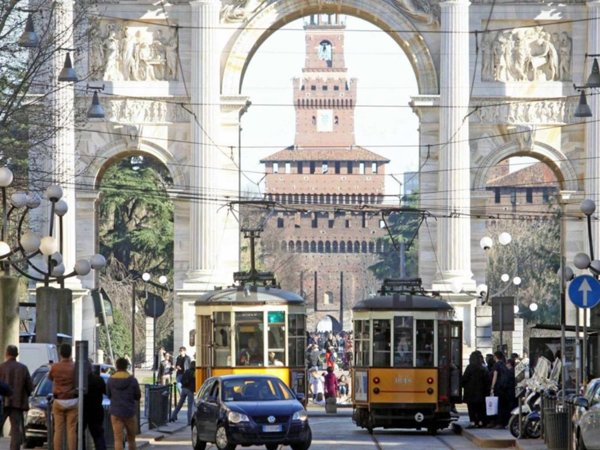 negozio in affitto a Milano in zona Sempione