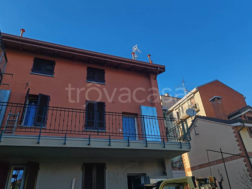 appartamento in affitto a Milano in zona Baggio