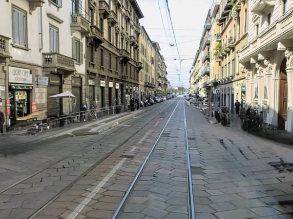negozio in affitto a Milano in zona Porta Ticinese