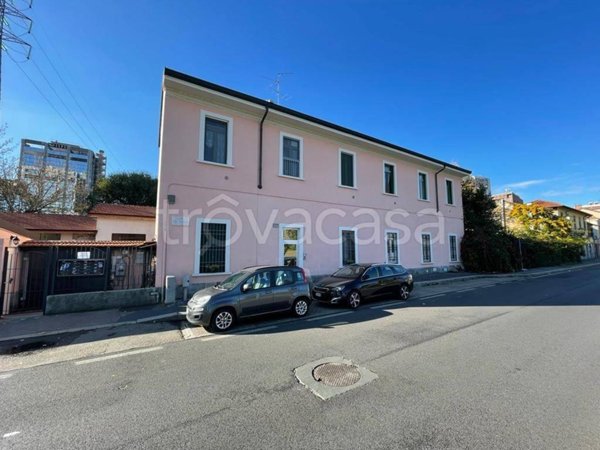 appartamento in affitto a Milano in zona Vigentino