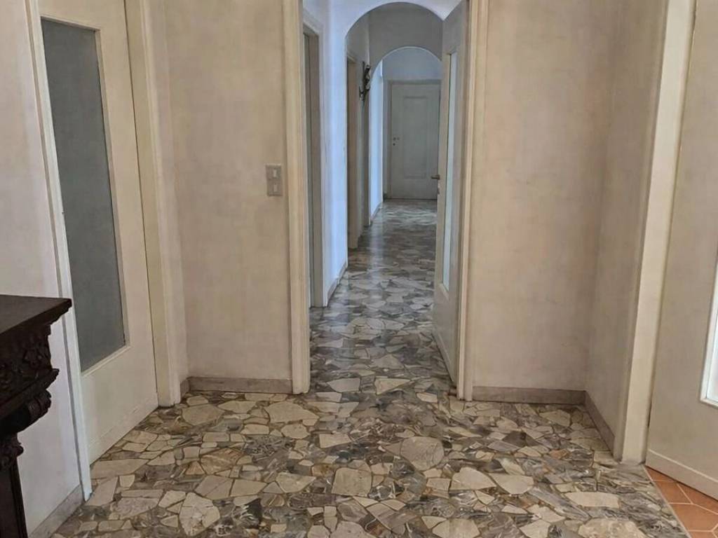 appartamento in affitto a Milano in zona XXII Marzo