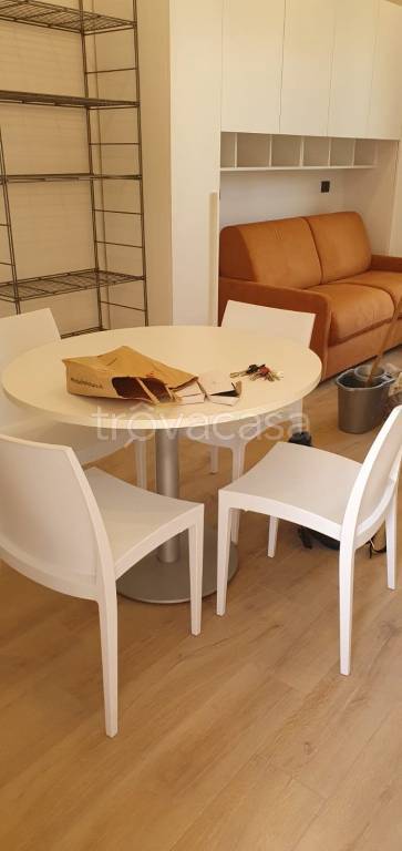 appartamento in affitto a Milano in zona Baggio
