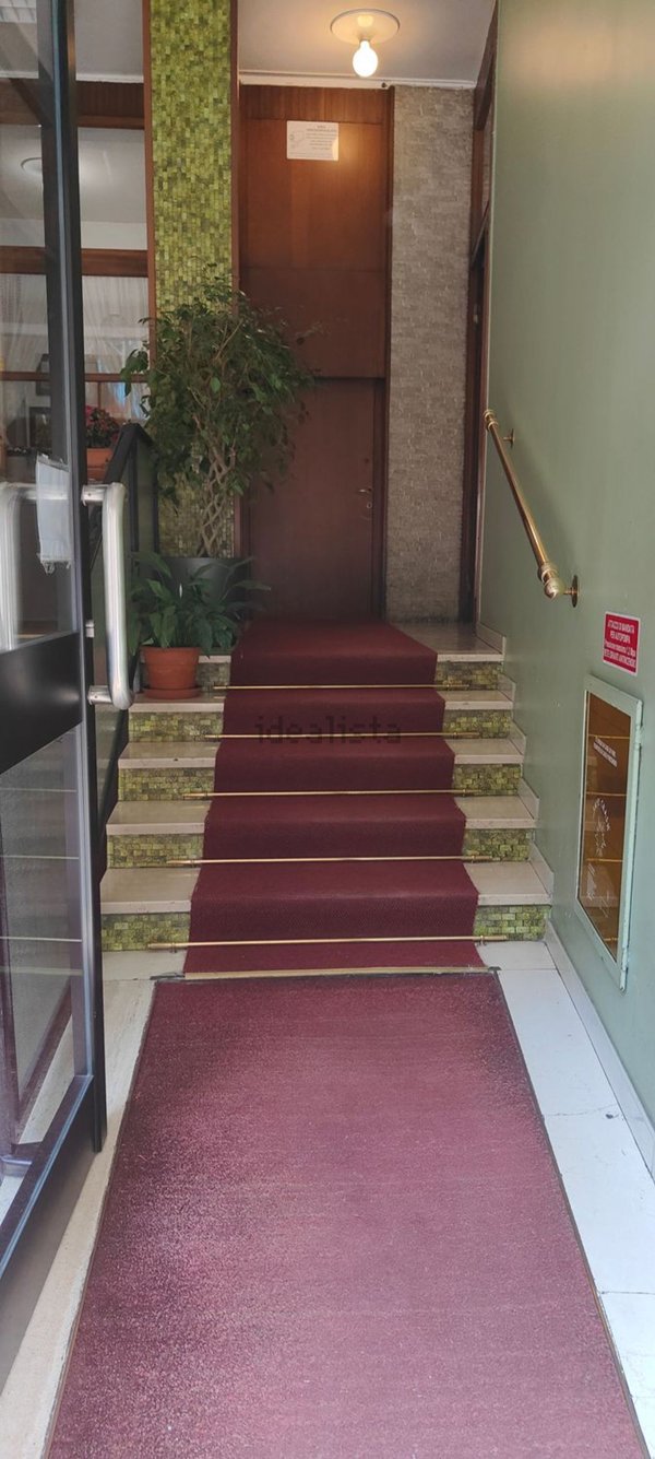 appartamento in affitto a Milano in zona Lorenteggio