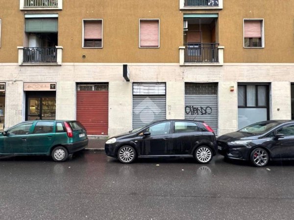 negozio in affitto a Milano in zona Bruzzano