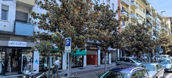 negozio in affitto a Milano in zona Calvairate