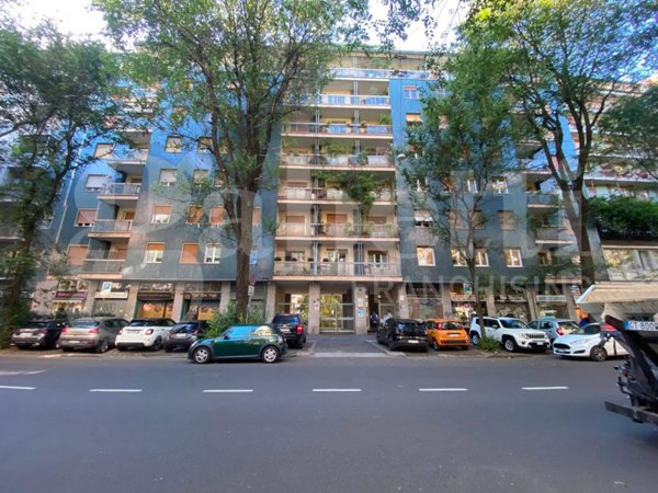 appartamento in affitto a Milano in zona Bullona