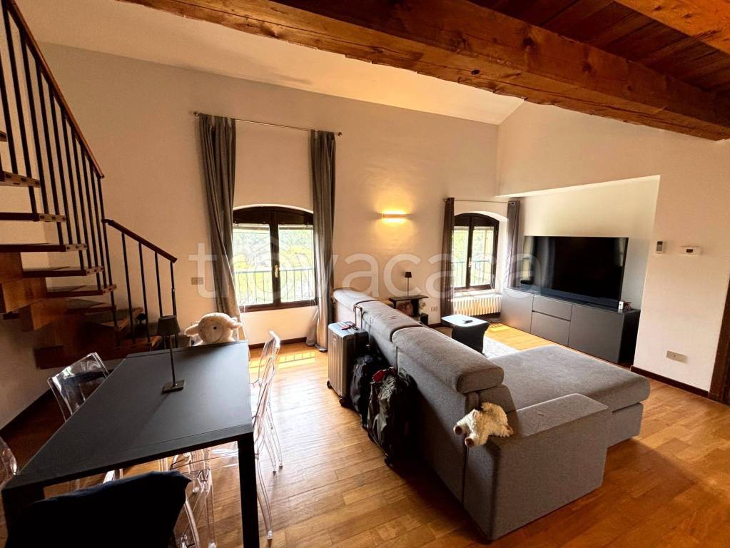 appartamento in affitto a Milano in zona Famagosta