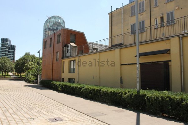 ufficio in affitto a Milano in zona Isola