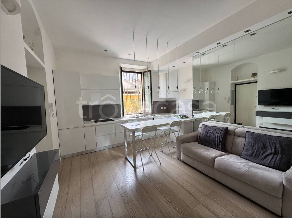 appartamento in affitto a Milano