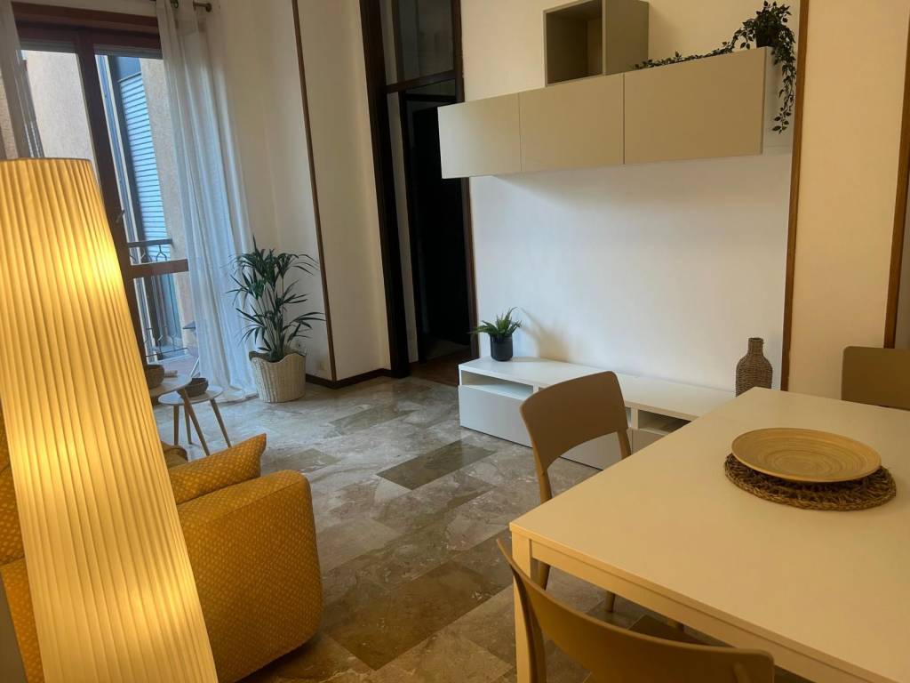 appartamento in affitto a Milano in zona Dergano