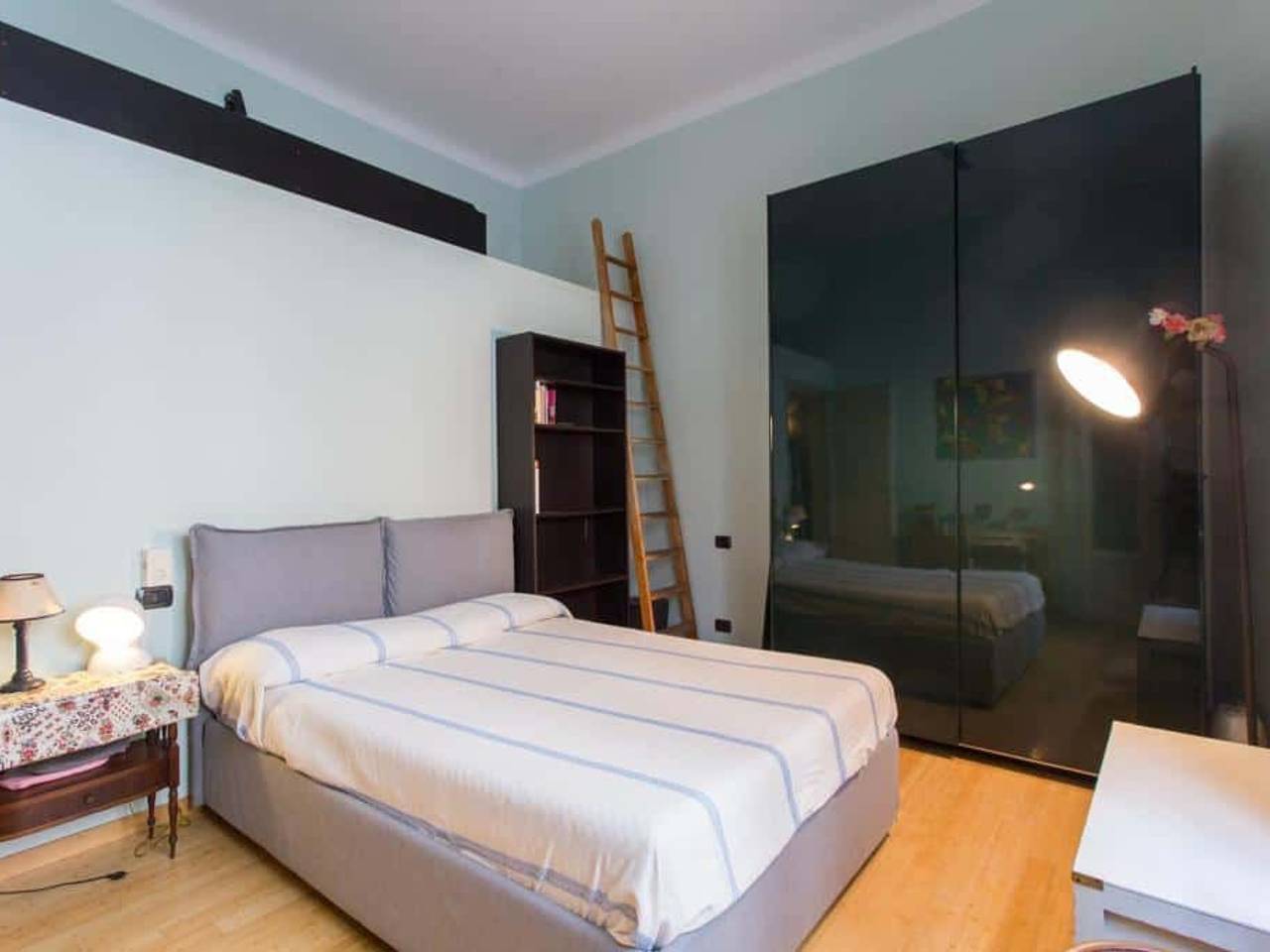 negozio in affitto a Milano in zona Bullona