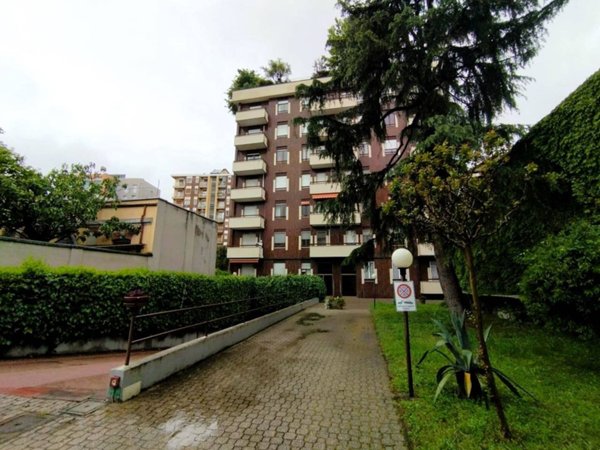 appartamento in affitto a Milano in zona Piazzale Lodi