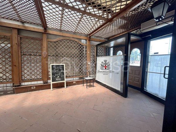 negozio in affitto a Milano in zona Corvetto