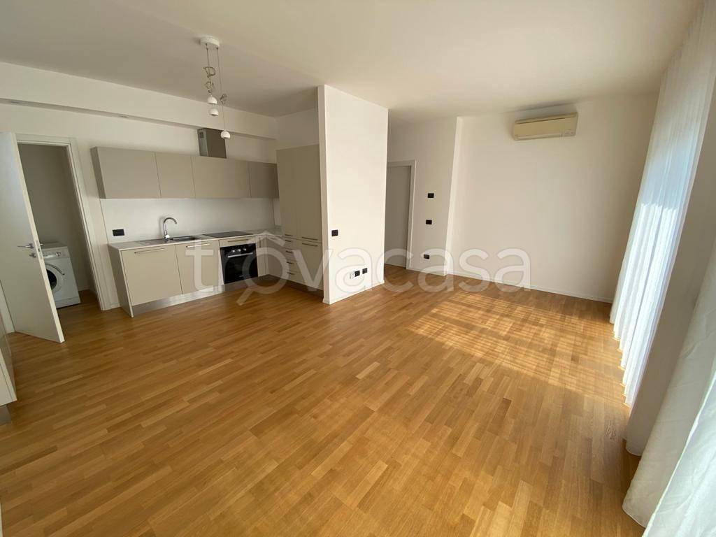 appartamento in affitto a Milano in zona Isola