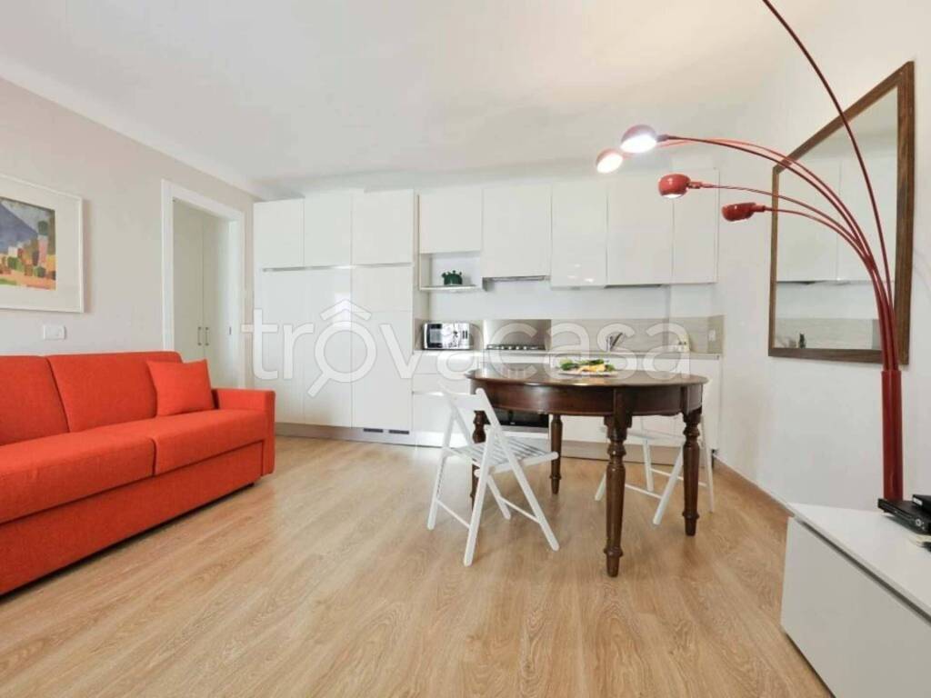 appartamento in affitto a Milano in zona Porta Genova