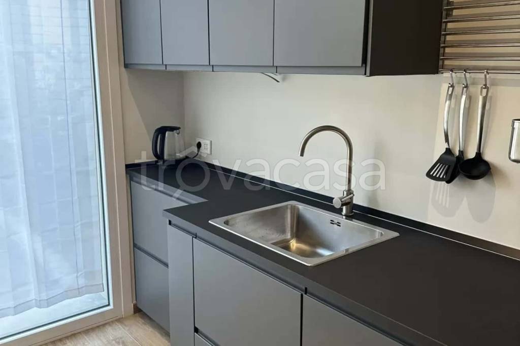 appartamento in affitto a Milano in zona Barona