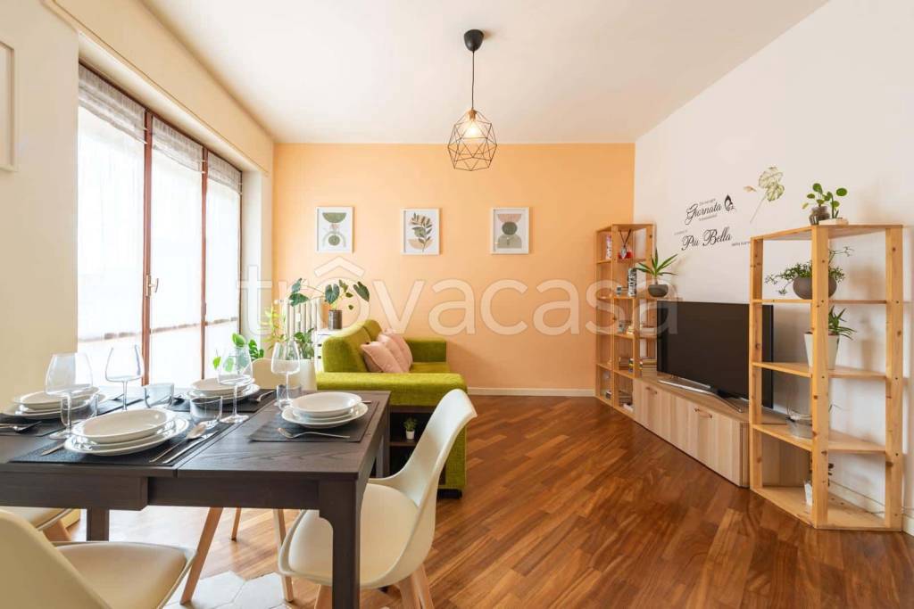 appartamento in affitto a Milano in zona Vigentino
