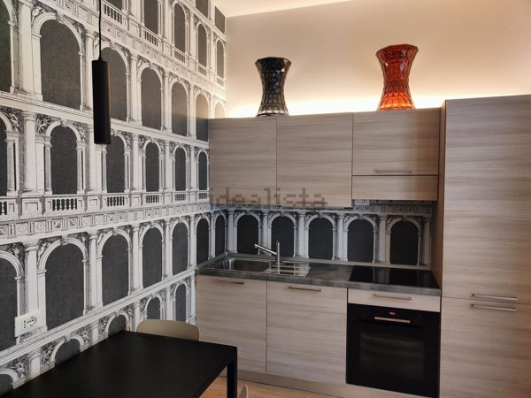 appartamento in affitto a Milano in zona Porta Vigentina