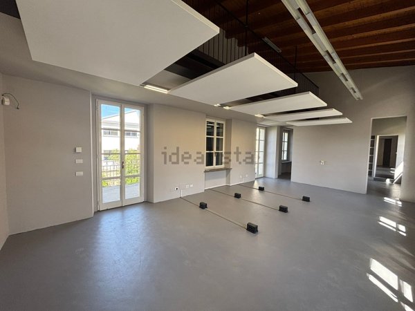 ufficio in affitto a Milano in zona Ronchetto sul Naviglio