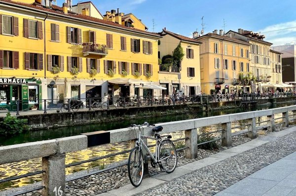 negozio in affitto a Milano