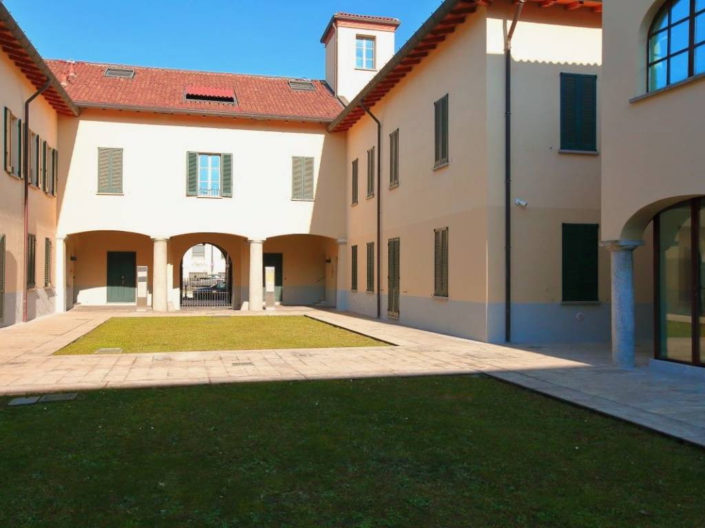 ufficio in affitto a Milano in zona Barona