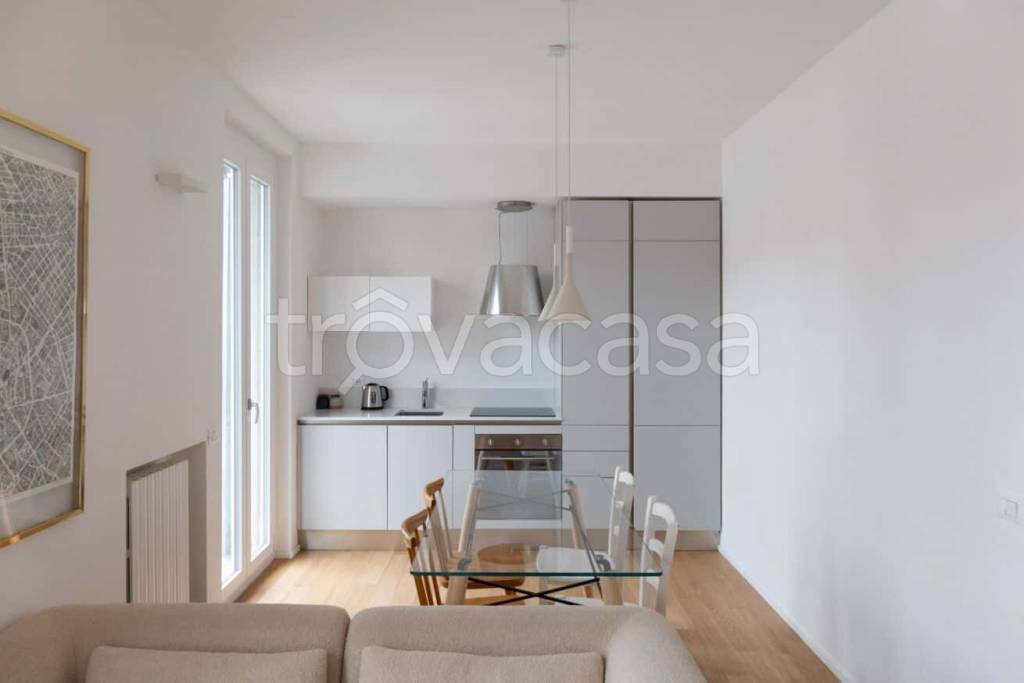 appartamento in affitto a Milano in zona Ghisolfa