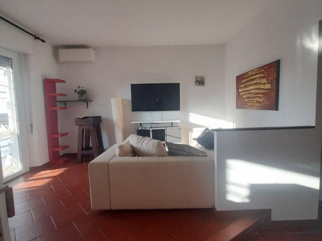 appartamento in affitto a Milano in zona Lorenteggio