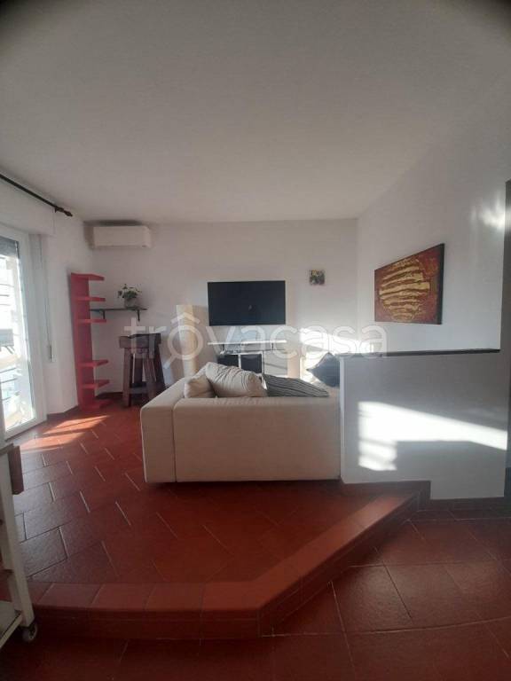 appartamento in affitto a Milano in zona Lorenteggio