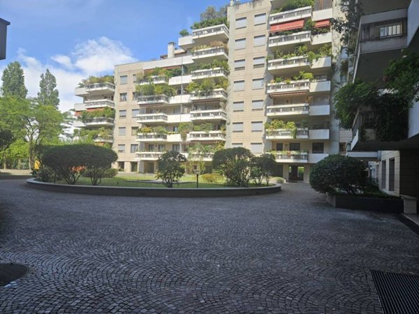 appartamento in affitto a Milano in zona Vigentino