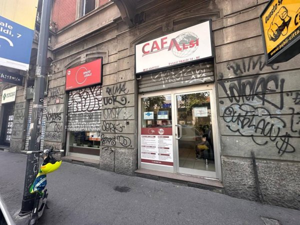 negozio in affitto a Milano