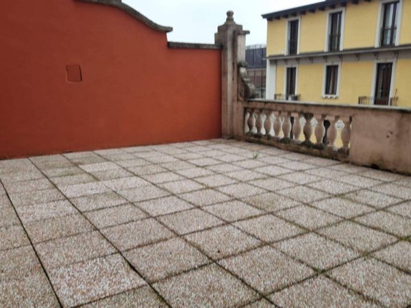 appartamento in affitto a Milano in zona Porta Romana