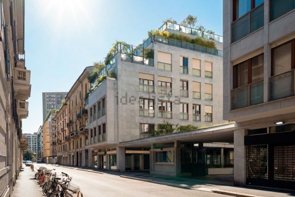 appartamento in affitto a Milano in zona Porta Nuova